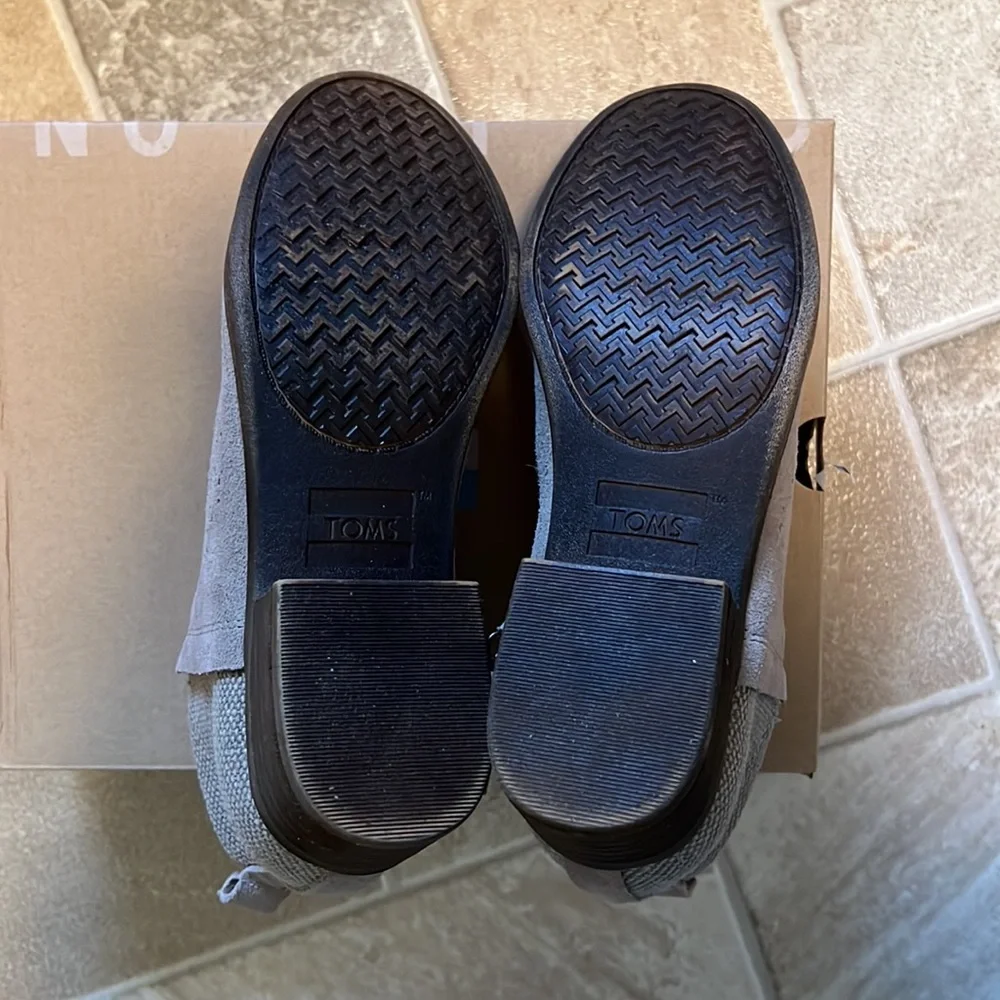 Like New Toms Deia Booties - Picture 4 of 5